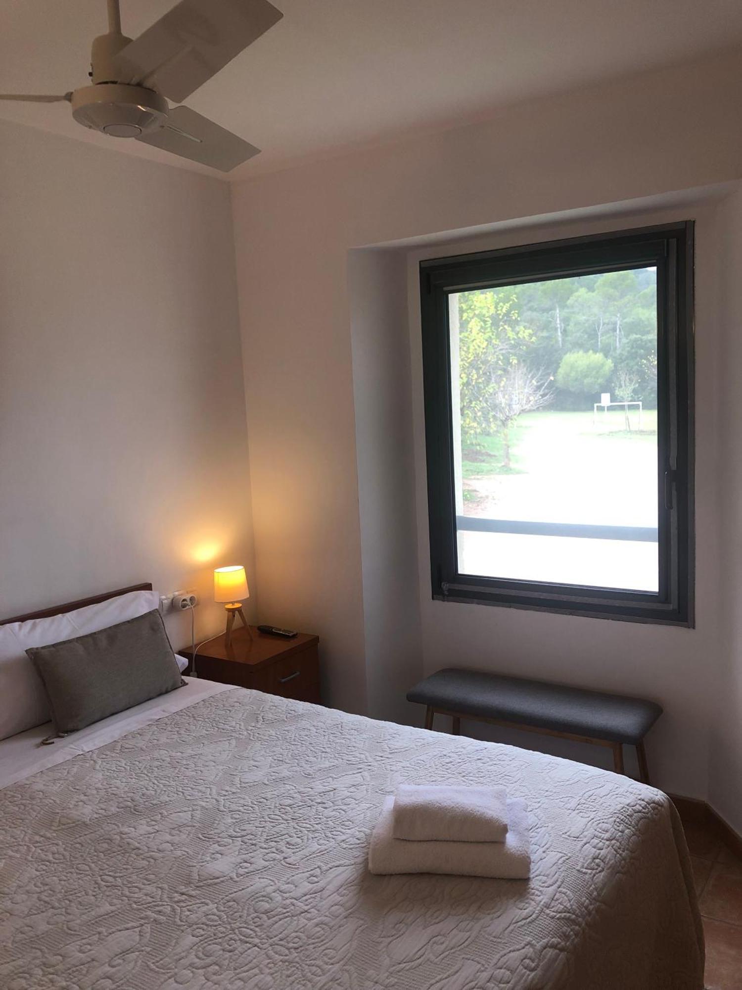 桑图拉德拉马戴尔德拉萨吕德特拉德斯酒店 Terrades 外观 照片